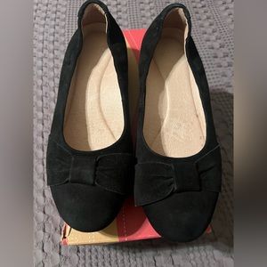 Black Womens Flats